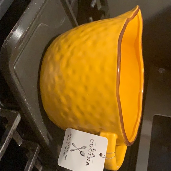 Kitchen - Picture 1 of 3